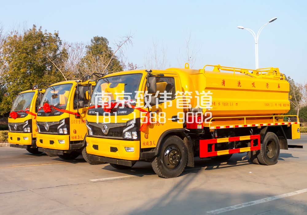 369桥林多利卡吸污车